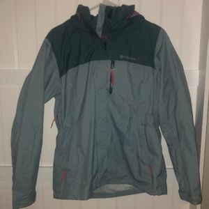 Columbia rain coat